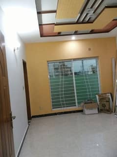 5 MARLA SLIGHTLY USED HOUSE FOR SALE | NEAR TO MAIN ROAD | OWNER NEED CASH 0