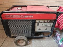 Honda ES6500 Generator 0