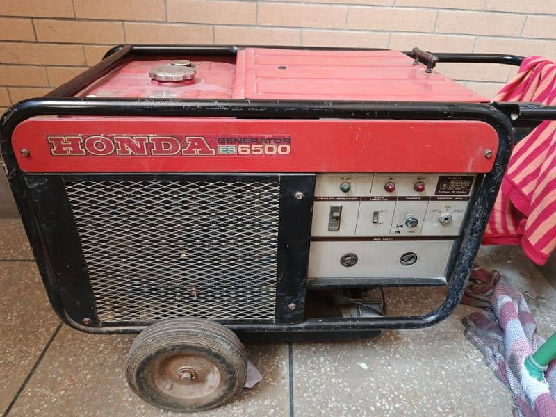 Honda ES6500 Generator 0