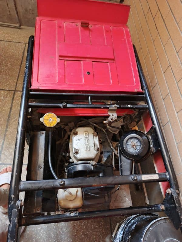 Honda ES6500 Generator 3