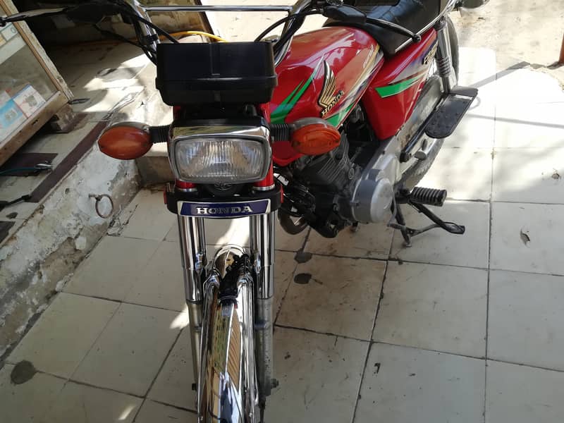 Honda CG 125 2012 6