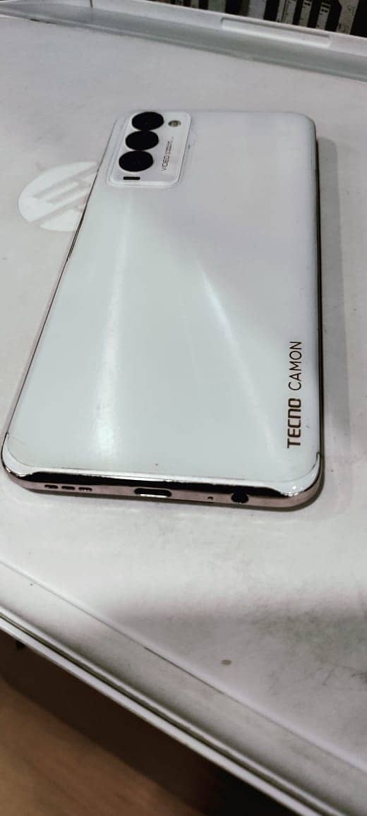 Tecno camon 18p 8+5/128 2