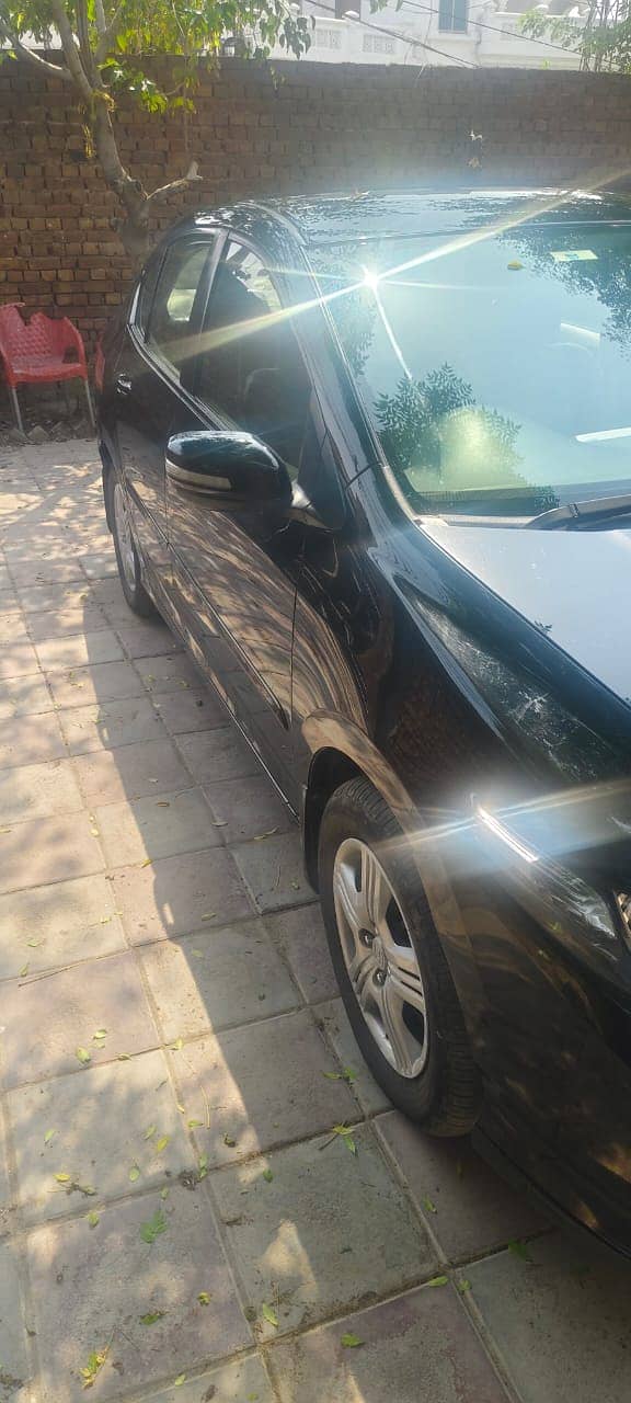 Honda City IVTEC 2019 Automatic 2