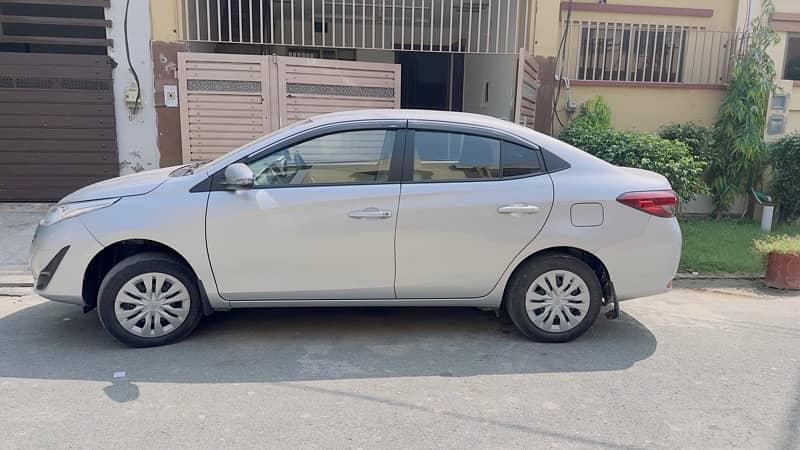 Toyota Yaris 2024 4