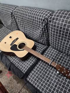 Yamaha F310 acoustic guitar Brand new