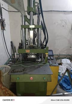 injection moulding machine full runing  setup sale