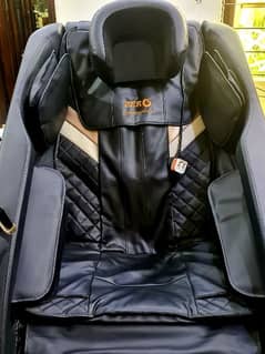 Zero U Classic Full body Massage Chair with Eye Massager