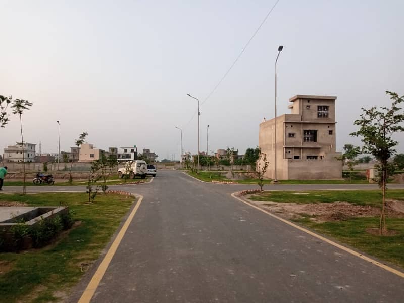 Best Option 10 Marla Plot for Sale in Tulip Extension, Park View City, Lahore 5