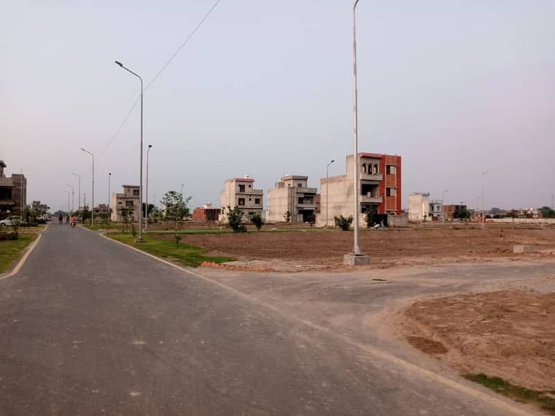 Best Option 10 Marla Plot for Sale in Tulip Extension, Park View City, Lahore 8