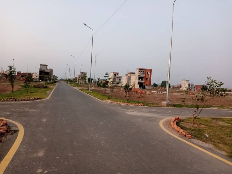 Best Option 10 Marla Plot for Sale in Tulip Extension, Park View City, Lahore 12