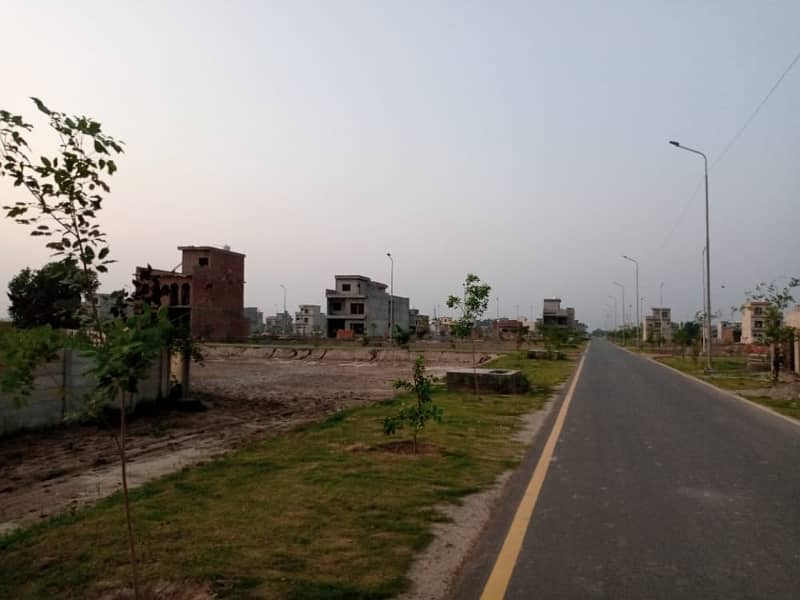 Best Option 10 Marla Plot for Sale in Tulip Extension, Park View City, Lahore 14