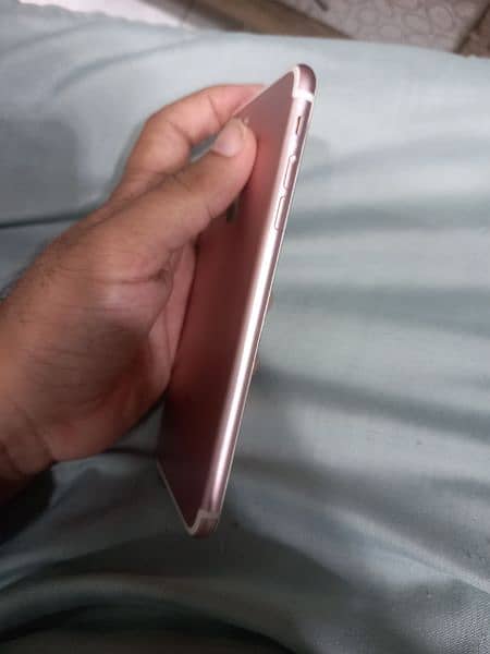 iphone 7plus 128 gb pta approved 3