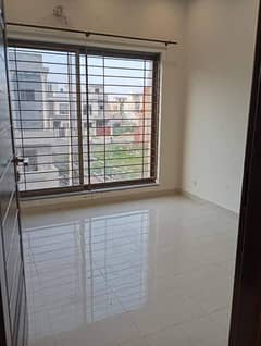 4 Marla Slightly Used House For Rent In Paragon City