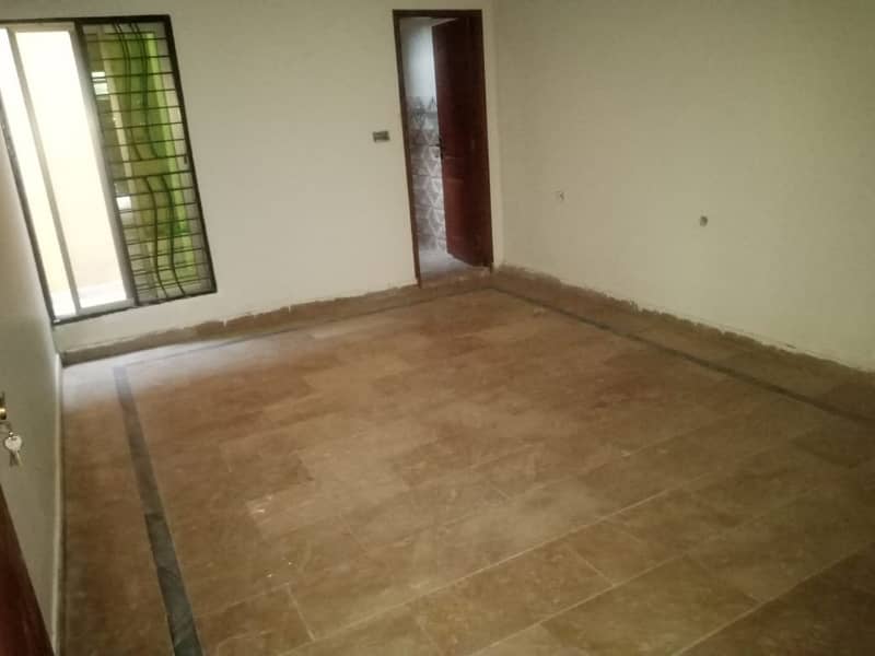 Corner In Hamza Town Phase 2 4 Marla House For sale 1