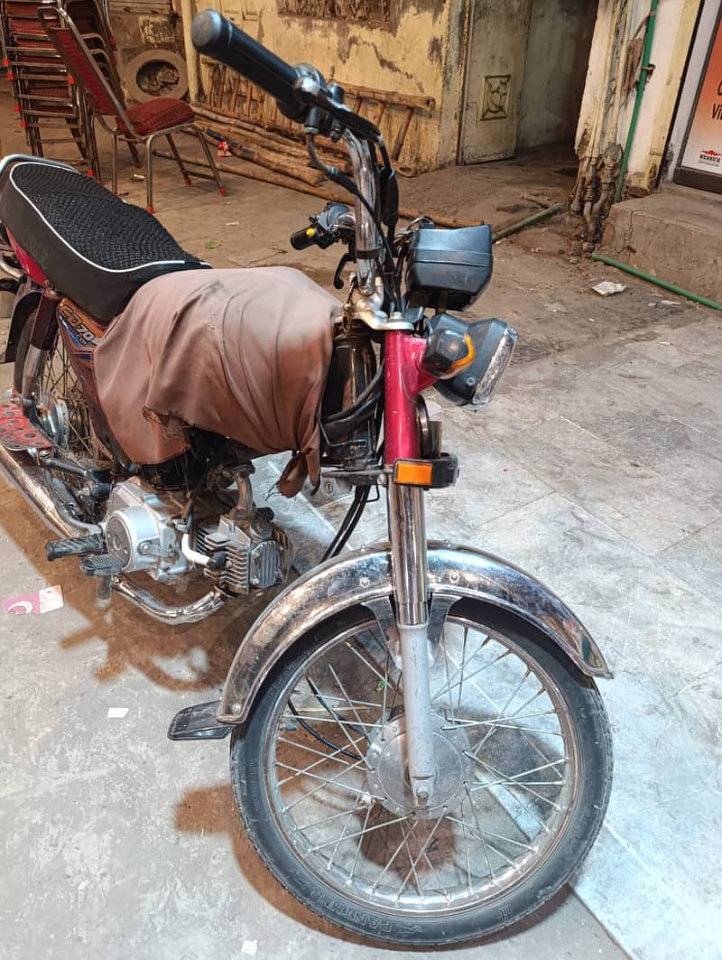 Honda CD 70 2020 5