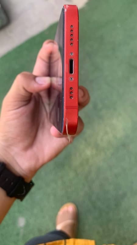 128 GB memory 10/10 condition  battry health 97 10/10 condition 3