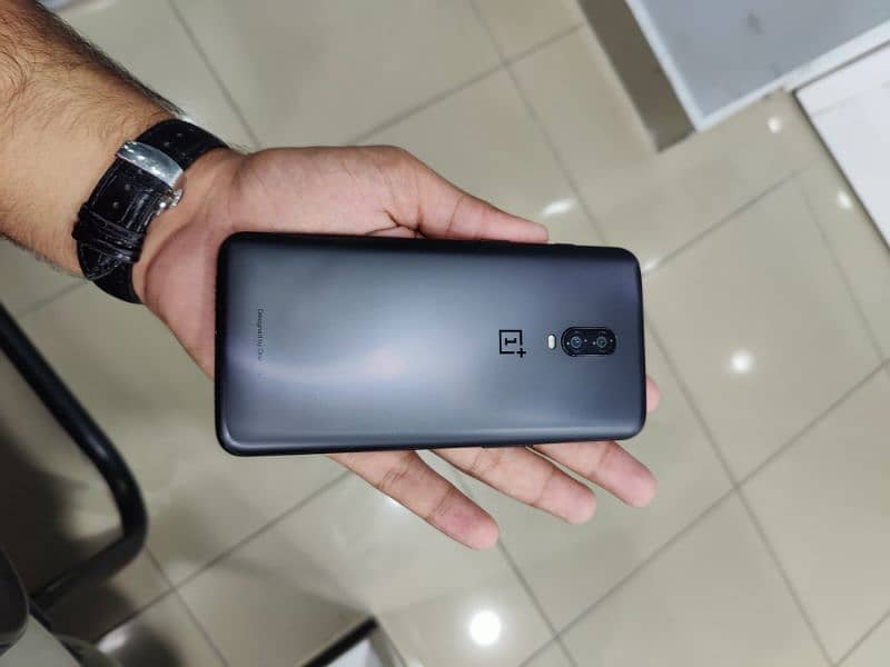 OnePlus 6t 8/128 Global Dual Sim PTA Approved 1