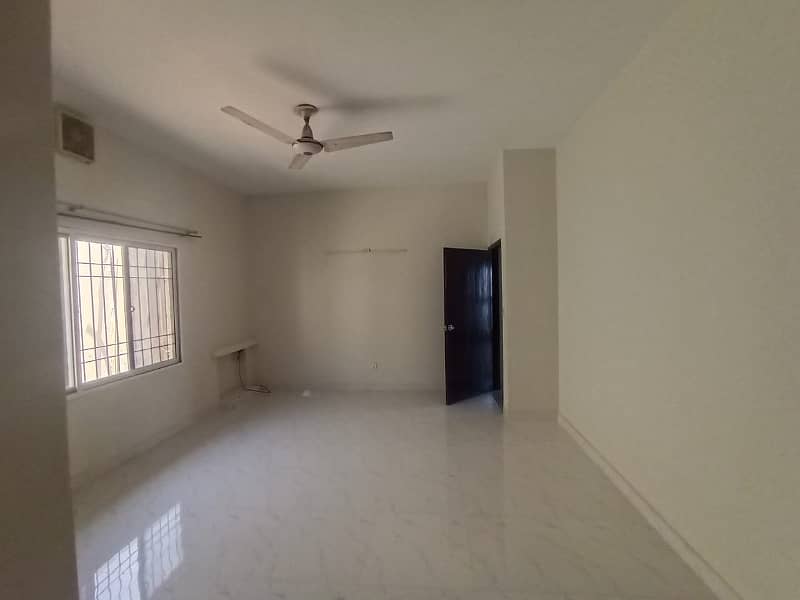 1 KANAL NEW UPPER PORTION FOR RENT IN DHA PHASE 3 NEAR MASJID PARK MARKET 1