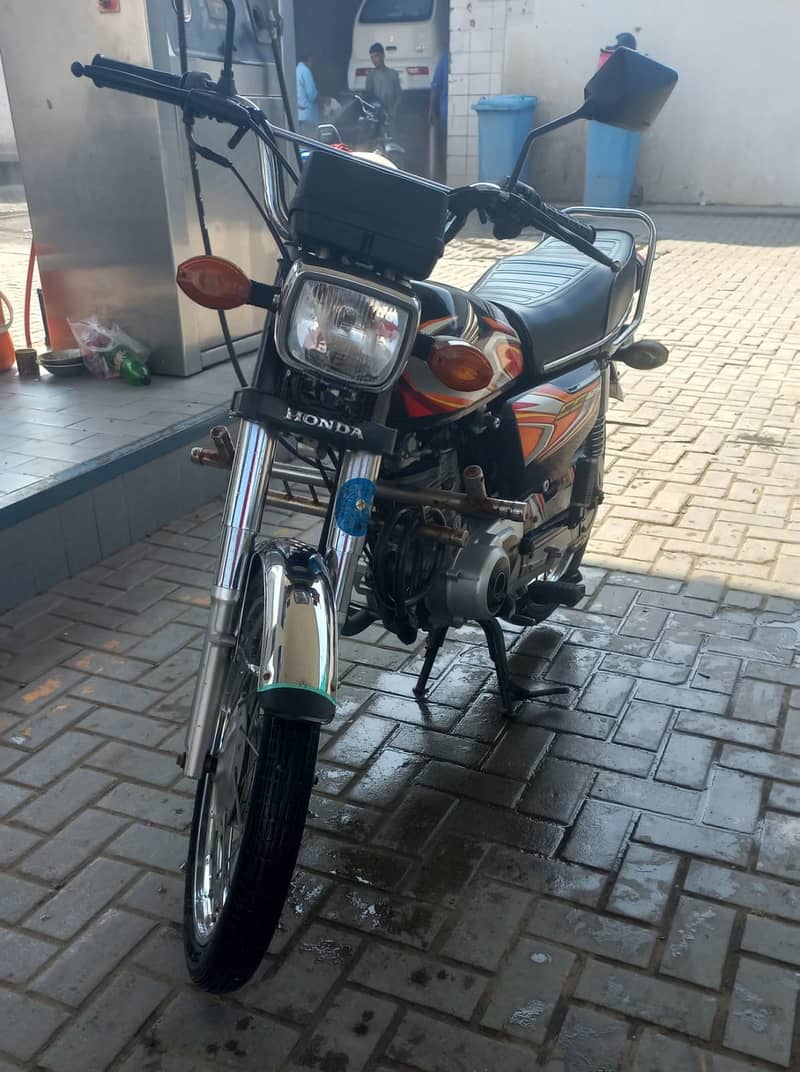 Honda CG 125 2022 3