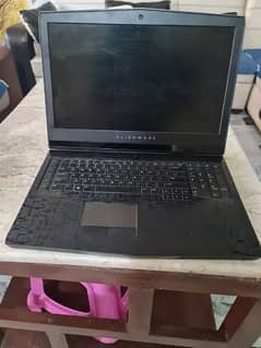 Alienware 17 R4 (for parts)