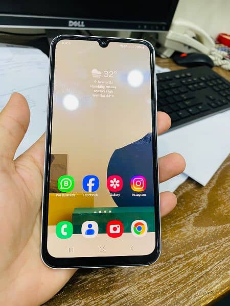 samsung a15 full box zero condition 8gb ram 256gb rom. 1