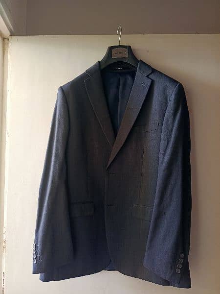 Used Suits & Coats for Men 4