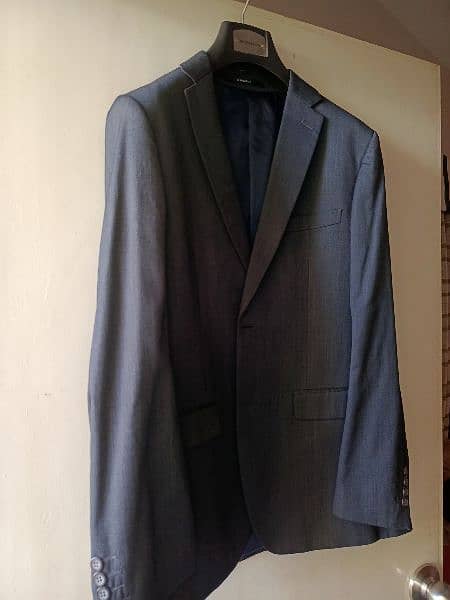 Used Suits & Coats for Men 5