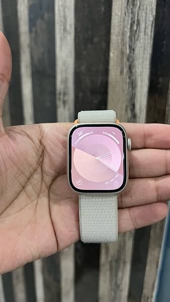 Apple Watch Series 9 45mm complete box 1