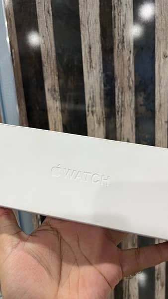 Apple Watch Series 9 45mm complete box 2