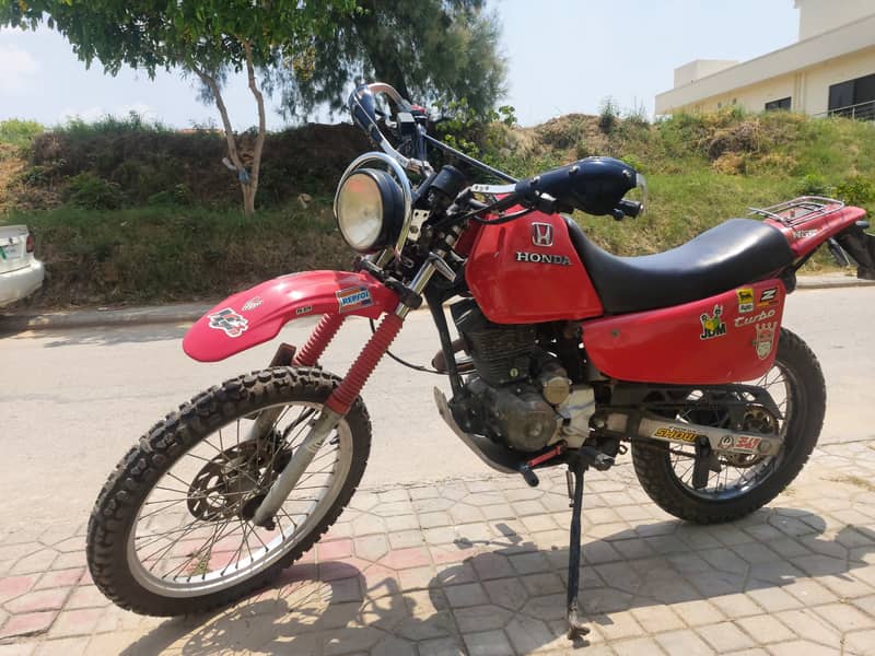 1983 Honda trail / touring / dirt bike 2