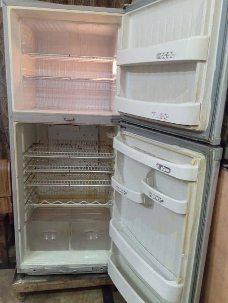 refrigerator 4