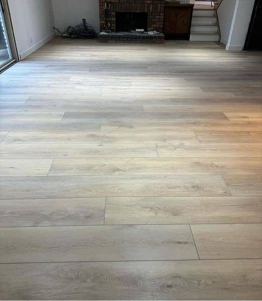 Pvc Vinyl Flooring/Wood Flooring. 18