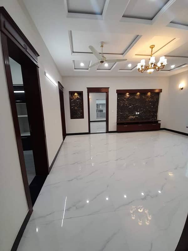 14 Marla Like Brand New House For Rent In G-13 Islamabad 4