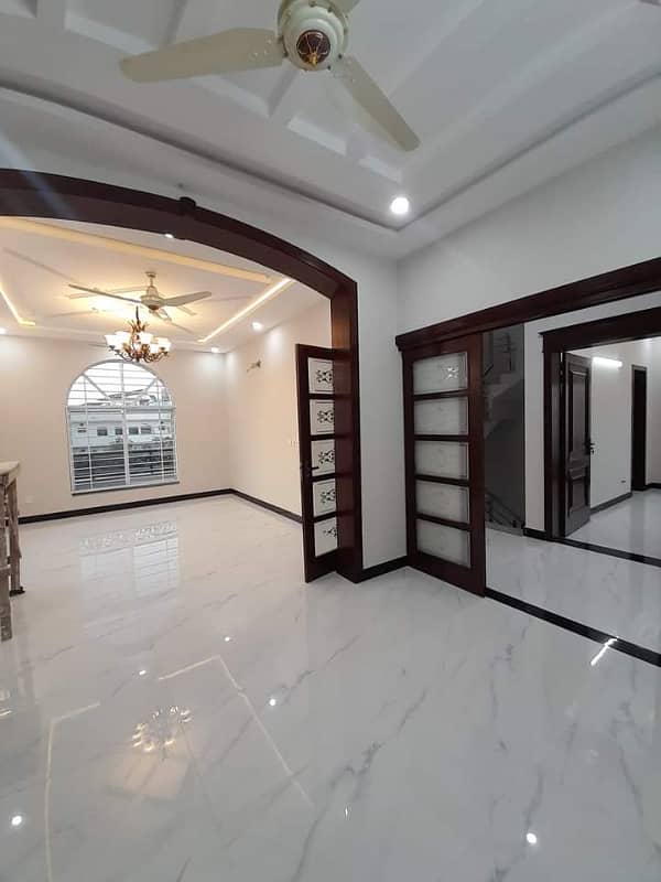 14 Marla Like Brand New House For Rent In G-13 Islamabad 14