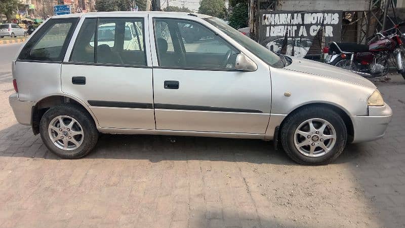 Suzuki Cultus VXL 2010 in silver 2