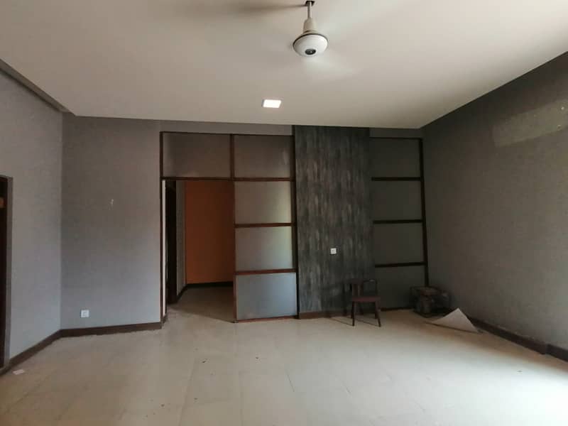 DHA 2 Kanal Ideal Upper Portion For Rent In Phase 2 Block R 3