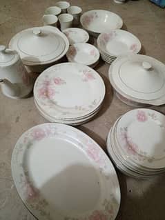 Dinner set