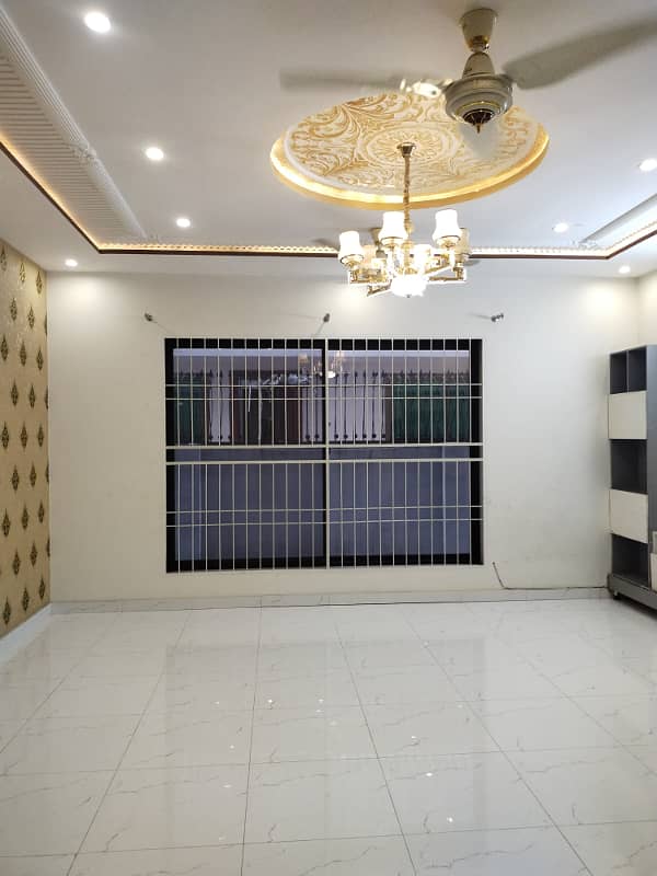 Brand New Luxury House for Rent of 10 Marla Available in Citi Housing Society, Gujranwala (Advance 2.5 lac) 4