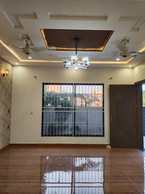 Brand New Luxury House for Rent of 10 Marla Available in Citi Housing Society, Gujranwala (Advance 2.5 lac) 6