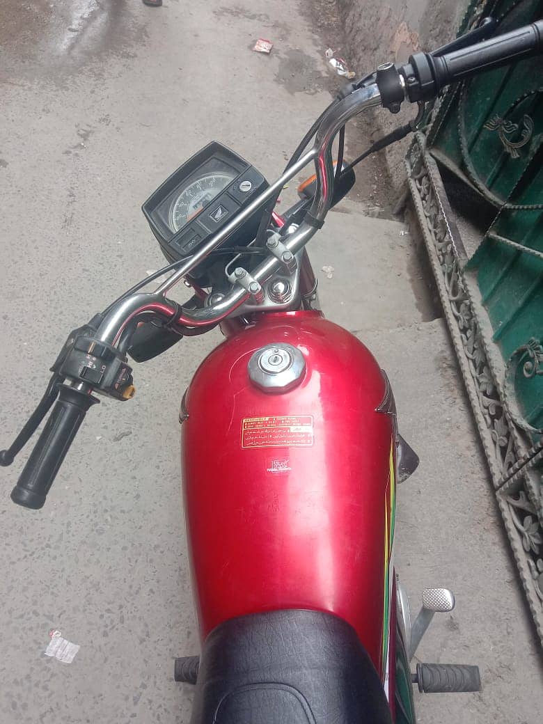 Honda CD 70 2022 7