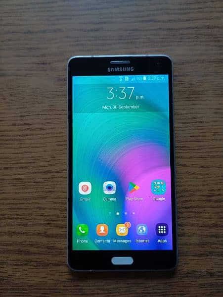 Samsung Galaxy A7  3GB RAM 16GB Memory 10/8 Condition non Repair 4