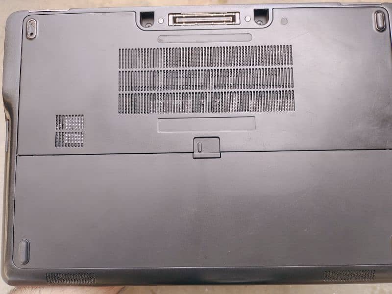 Dell Laptop New 3