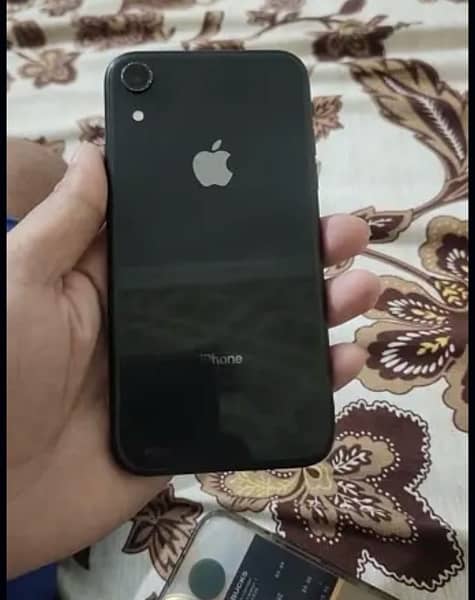 IPhone XR ( NON PTA) 1