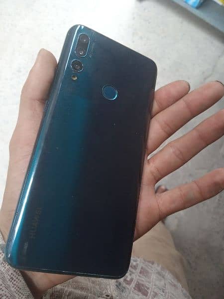 Huawei y9 prime 4/128 3