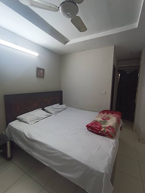 Par day 1bed flats for rent 1