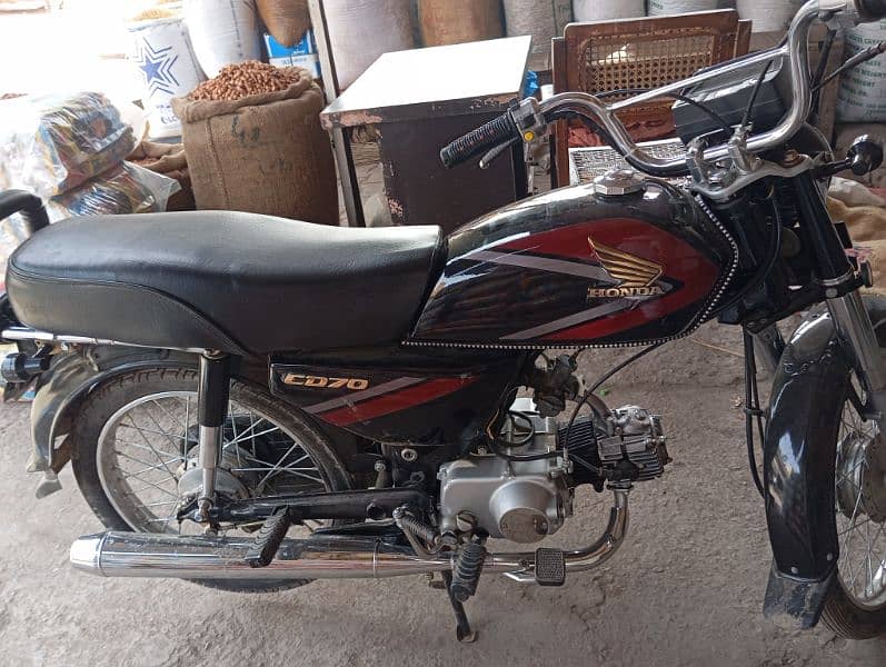 1999 model honda bike for sale  one hand use . . . condition bilkul lush 7