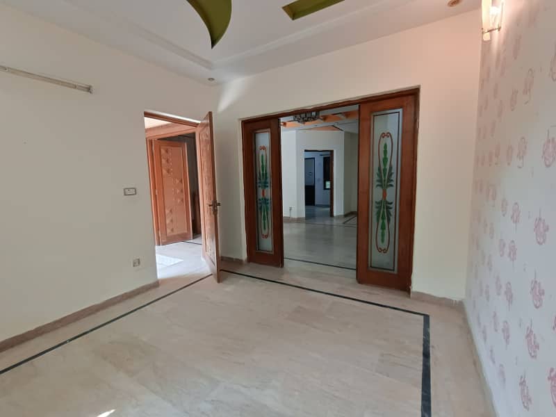 5 Marla Lower Portion For Rent In Johar Town Phase-2 Lahore Super Hot Location 5