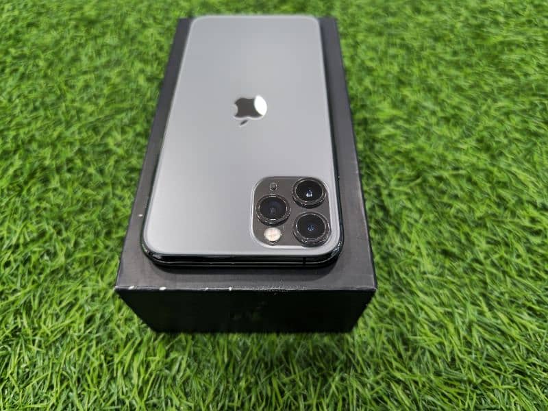 IPHONE 11 PRO 64GB PTA APPROVED WITH BOX 1