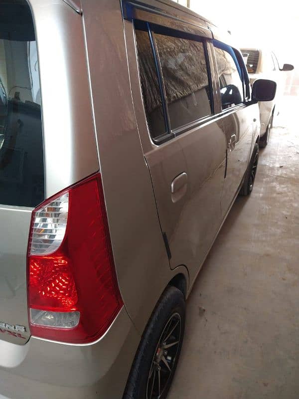 Suzuki Wagon R 2017 Vxl 1st Owner on My Name. Urgent Sale. 4