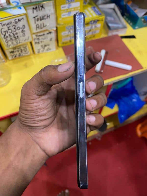 Tecno pova 5 pro 5g 10/10 phone ALL OKAY 5